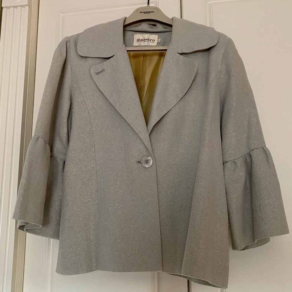 WOMEN’S ONE BUTTON JACKET WITH 3/4 SLEEVES Sz L by MAESTRO.